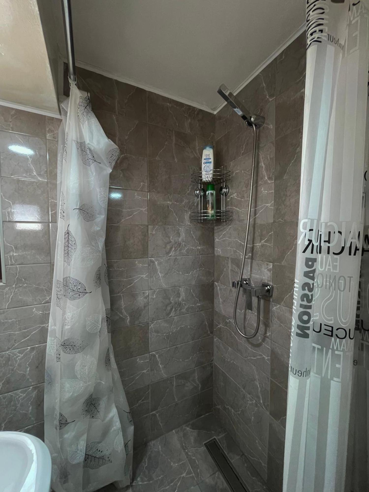 Rooms P&L Plav Bagian luar foto
