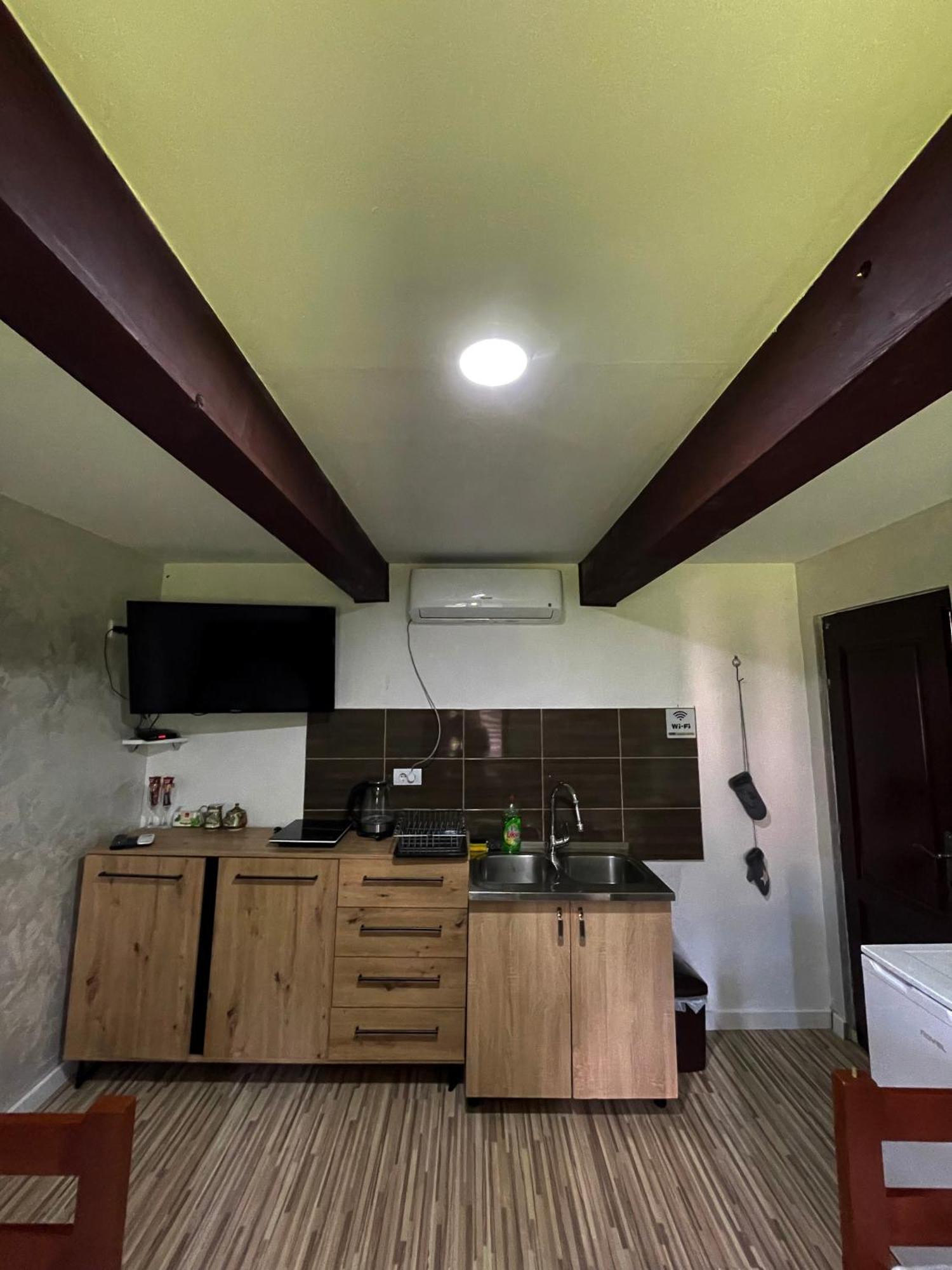 Rooms P&L Plav Bagian luar foto